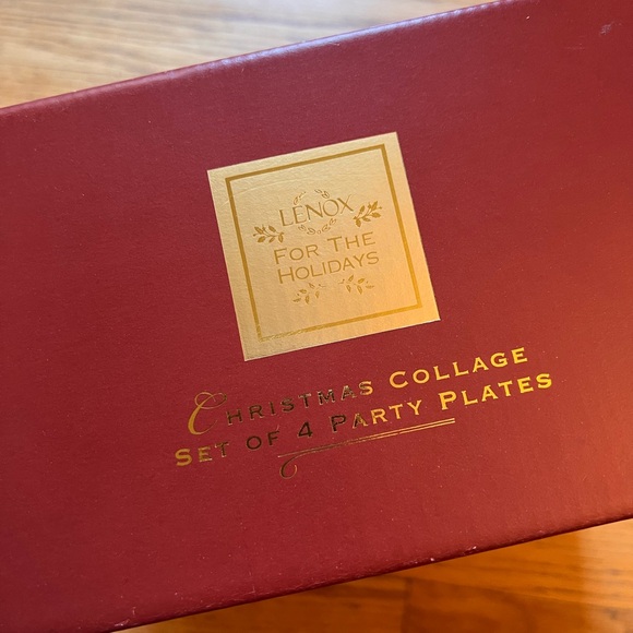 Lenox Christmas Collage Party Plates Set of 4 - Picture 2 of 10